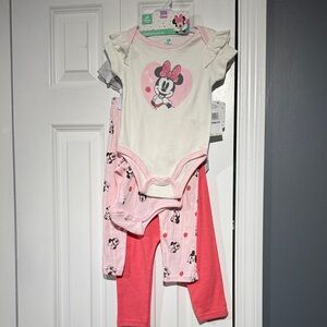 Disney Minnie Mouse 5 piece baby outfits 24 months white & Pink pants onesies